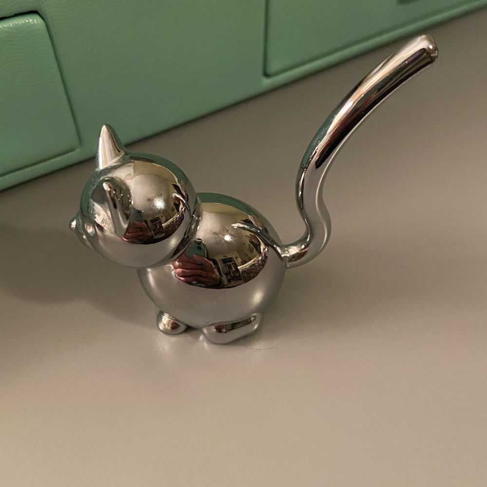 Dog Ring Holder
